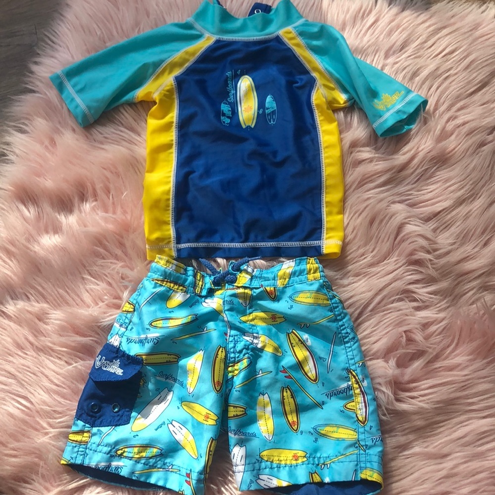 UV Skinz Boy Surfboard Rash Guard Swim Short Set